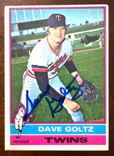 1976 Topps DAVE GOLTZ Autographed Baseball Card #136 TWINS