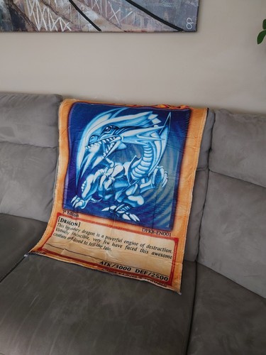 Blue Eyes White Dragon Blanket | Yugioh | 27.5 x 39.3 | NEW - Picture 3 of 4