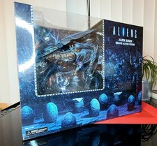 NECA Aliens - Regina Xenomorpha 38 Cm Ultra Deluxe Box Set Action Figure