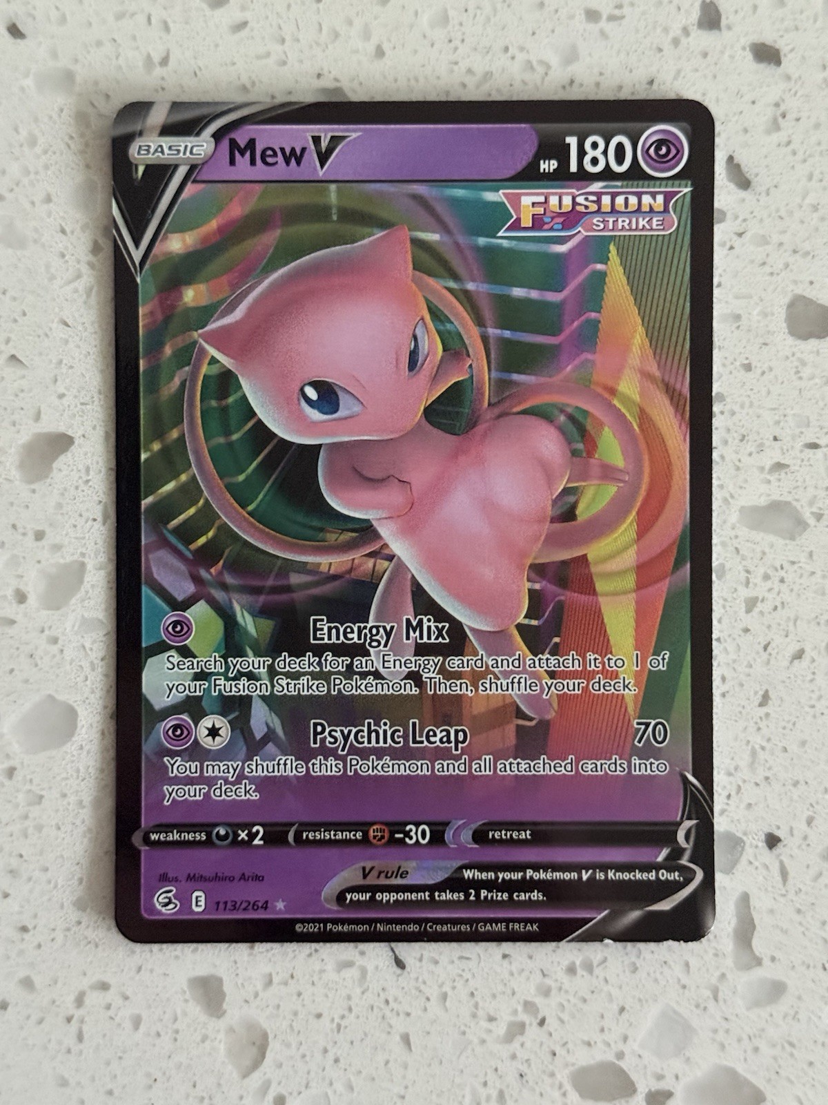 Mew V SWSH08: Fusion Strike 113/264 Pokemon TCG NM