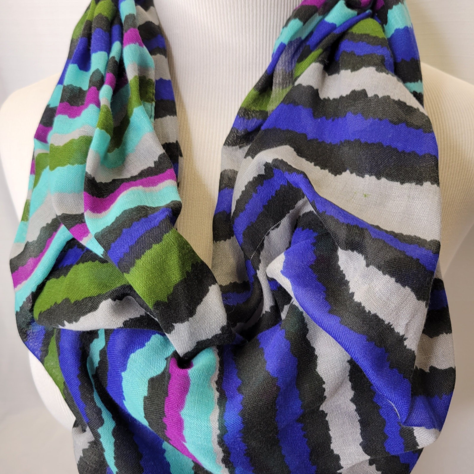 Cejon Accessories Multicolor Striped Infinity Sca… - image 2
