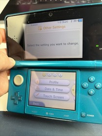 Nintendo 3DS Handheld Video Game Console Aqua Blue CTR-001 (USA) W Charger