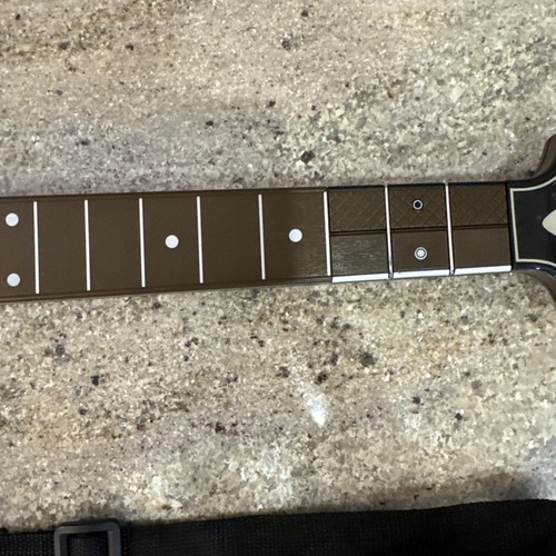 PlayStation 3/4 Guitar Hero Live Wireless Guitar And Strap and Without Dongle - Picture 10 of 18