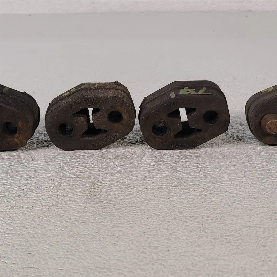 Soportes de montaje de suspensión de escape para Dodge Charger Srt8 06-10 Aa7381 Foto 3 de 4