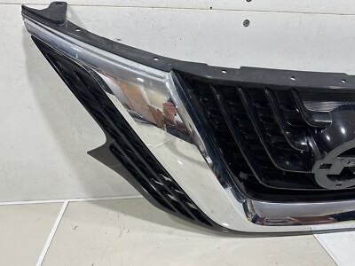 2015-2018 Nissan Murano Front Bumper Grille w/ Camera Hole 62310