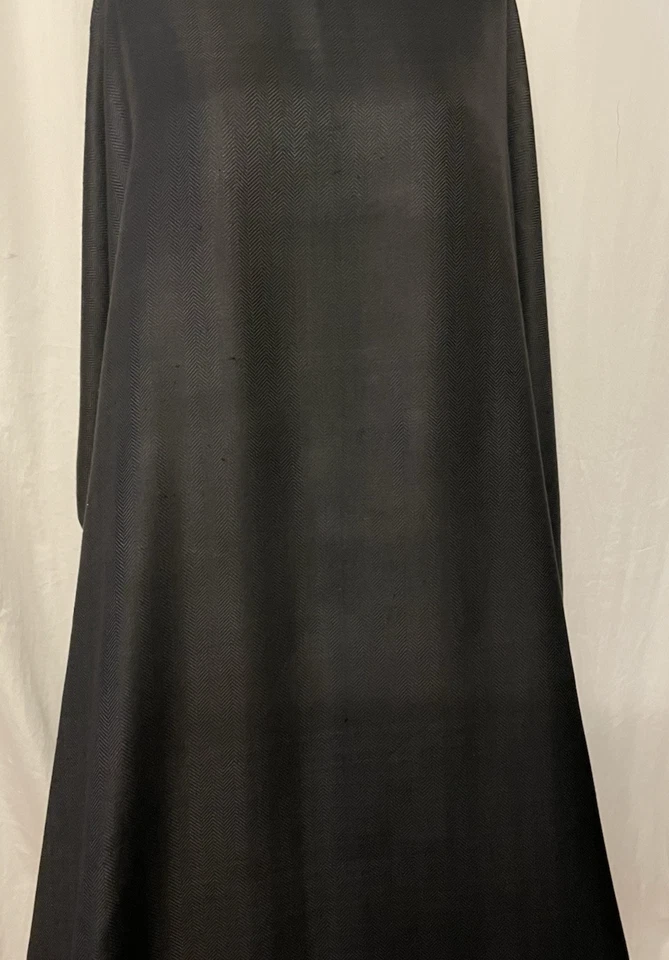100% Silk Damask Italian Herringbone Heavy Black Fabric 5.5 Yards Long 50" Wide - Image 2 of 4