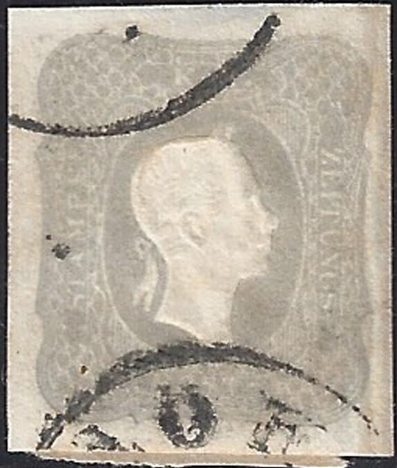Foto 1 di 2