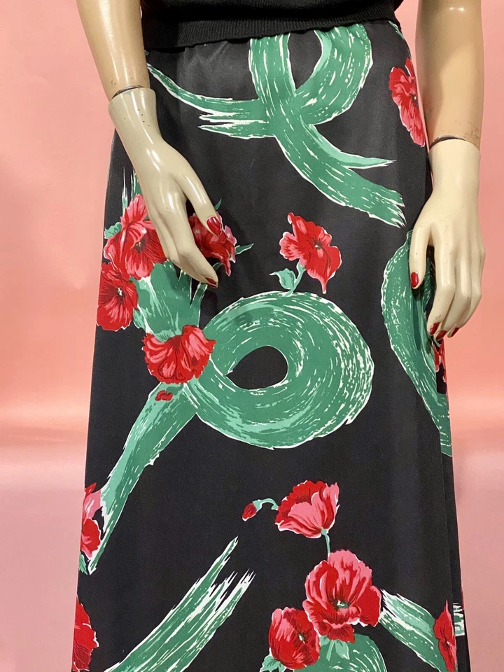 Maxi Falda Floral Negra Años 70 MISS CHARM OF BOSTON De Colección con Amapolas Rojas  Foto 4 de 4