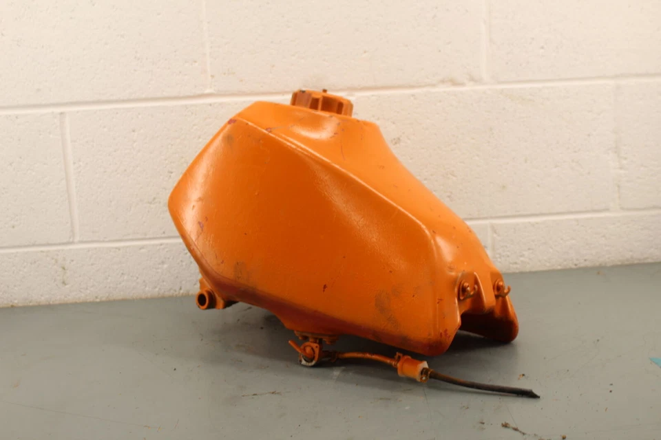 1981 HONDA XR250R GAS FUEL TANK CELL PETROL RESERVOIR C424 - Image 4 of 4