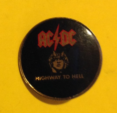 AC/DC Angus Young Highway To Hell vintage 1980s crystal CONCERT BADGE