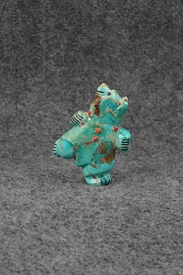 Bear Zuni Fetish Carving - Claudia Peina