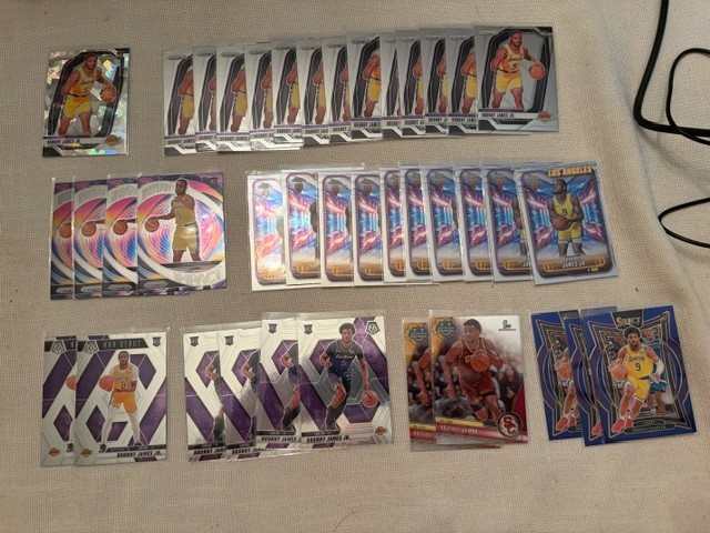 105 - 2024-25 Topps/Panini/Donruss Basketball Bronny James Jr. Rookie Cards lot