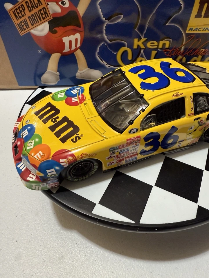 Ken Schrader #36 M&M’s Keep Back New Driver 2000 1:24 Nascar Diecast - Image 4 of 4