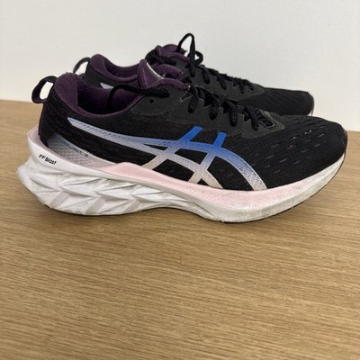 Asics Novablast 2 Womens Size 10  Black Shoes Running Athletic Training 1012B049