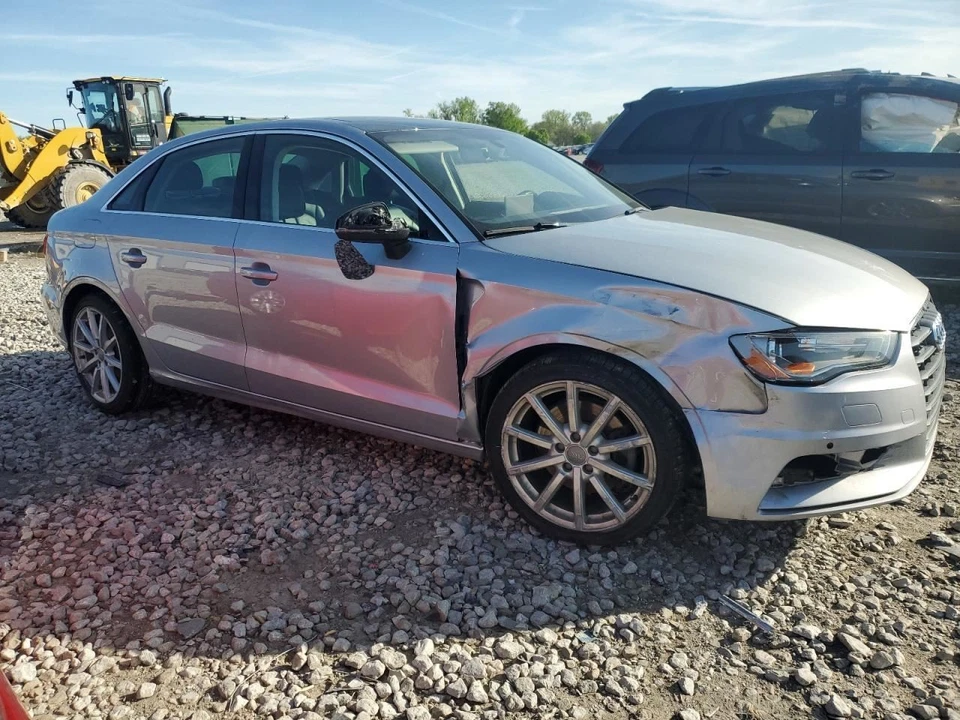 Eixo dianteiro 2016 Audi A3 4WD 2.0L usado fabricante de equipamento original 104K milhas - lado do motorista - Imagem 4 de 4