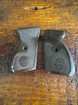Vintage Astra Constable Brown Target Grips. Right Handed. 