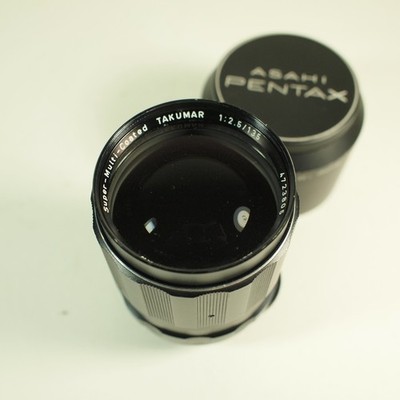 Asahi Pentax 135mm F2.5 Super Multi Coated Takumar Objektiv + Haube. M42 / Schraubbefestigung