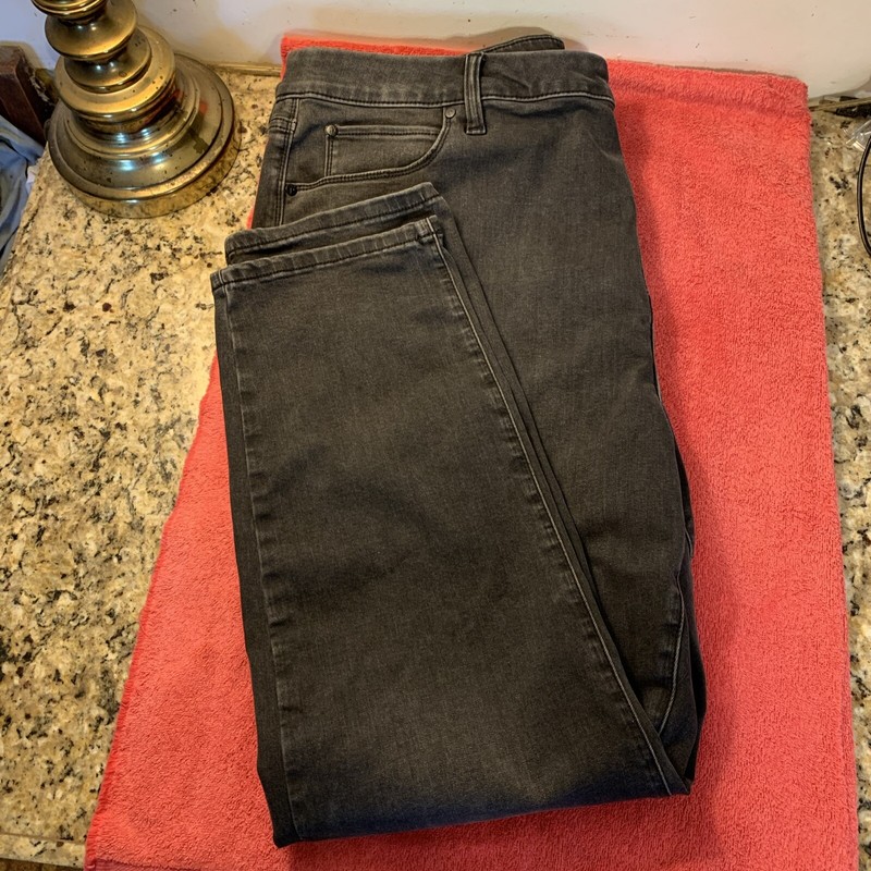 VERA WANG SIMPLY VERA SKINNY JEANS SIZE 22W STONEWASHED BLACK NEW NO RETAIL TAGS