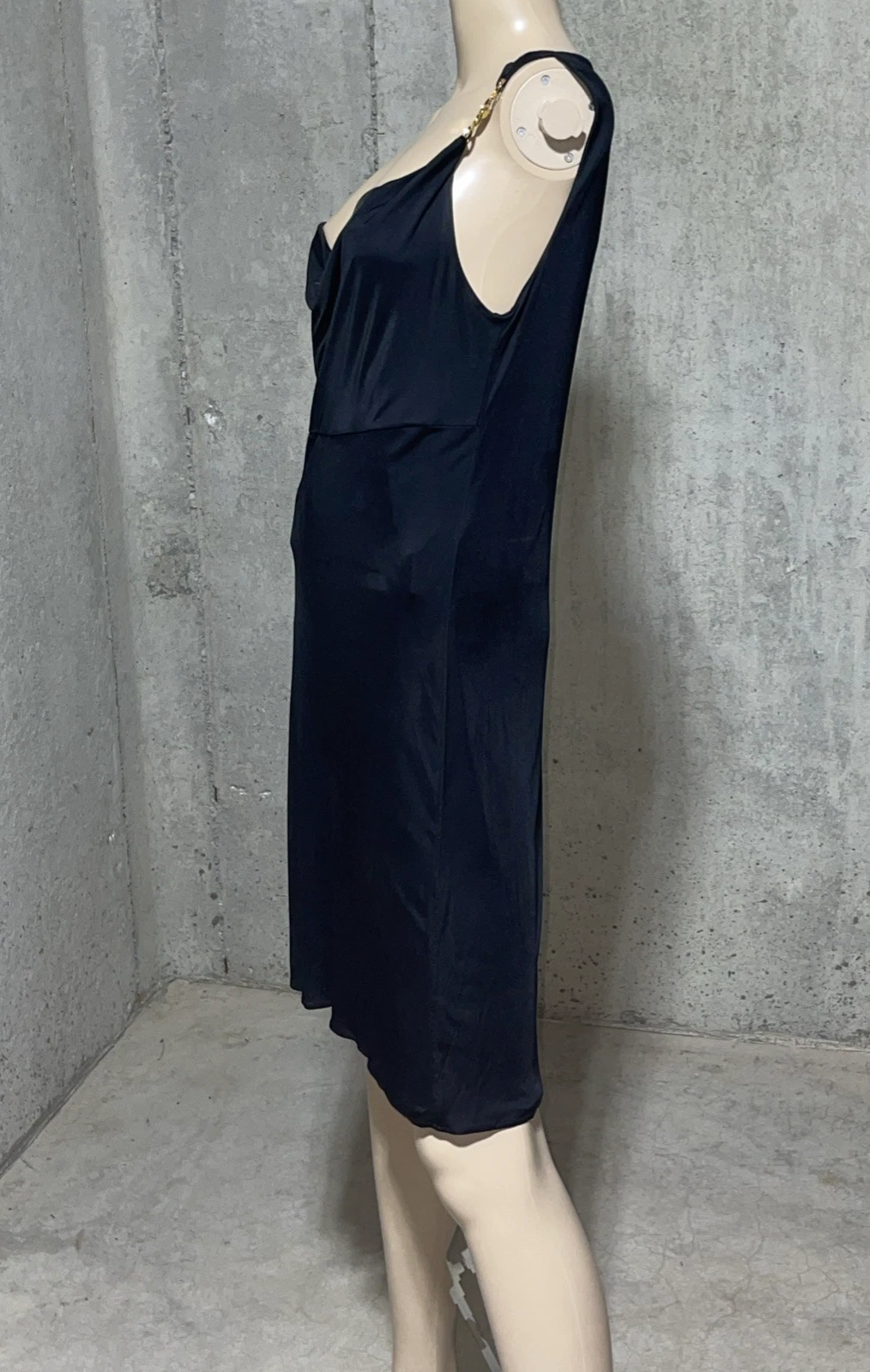 Abito da cocktail drappeggiato Versace Medusa 95 nero scollo a cappuccio taglia US 8 10 IT 46