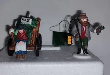 Dept 56 DV 'Chelsea Market Mistletoe Monger & Cart' Set/2 58262  1994-1998