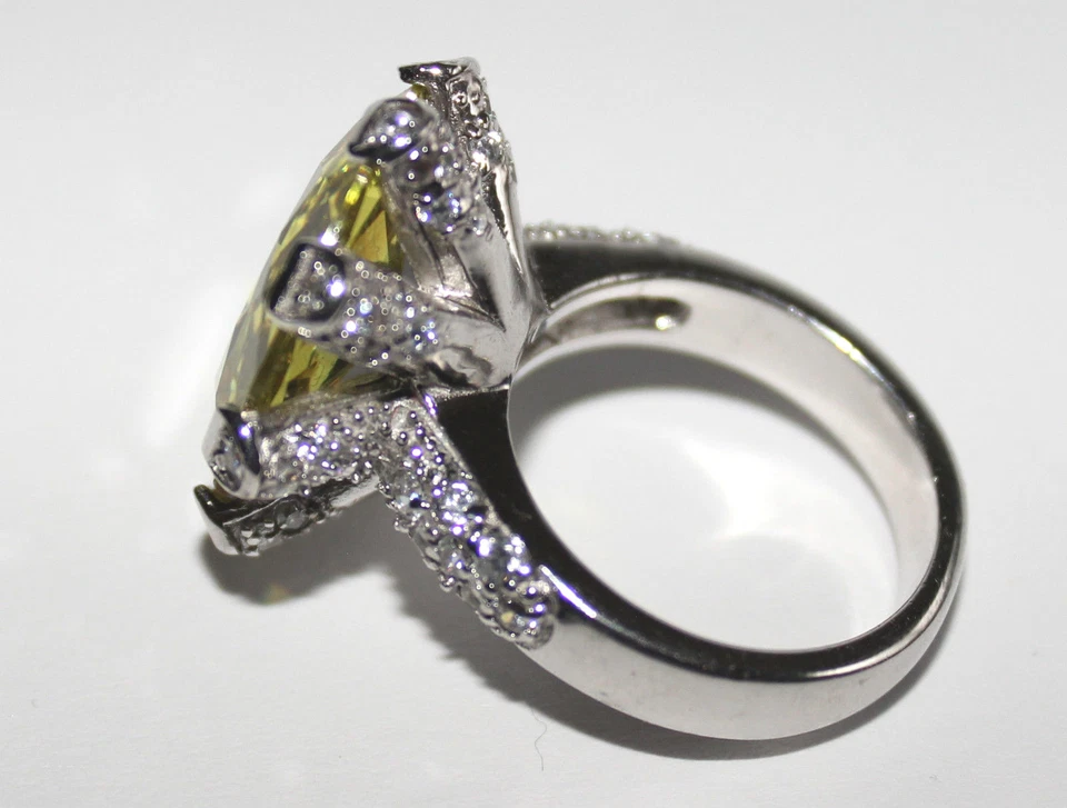 pompöser RING 925 Silber rhodiniert Spinell gelbgrün + Zirkonia weiß Größe 56 - Bild 4 von 4
