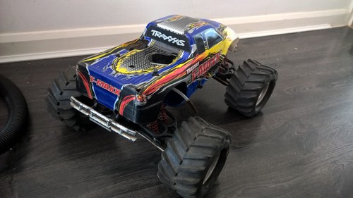 Traxxas TMAXX 1/10 1/8 NITRO monster truck Rc 2.5 3.3 4WD T MaXX revo Classic - Picture 4 of 18
