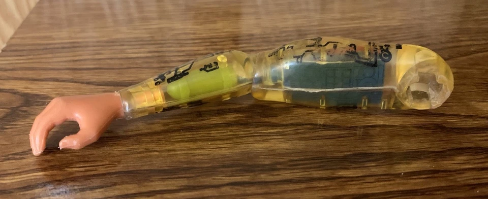 Six Million Dollar Man Critical Assignment Oxygen Supply Arm Vintage 1976 - Image 3 of 4