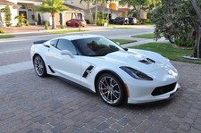 2019 White Chevrolet Corvette   | C7 Corvette Photo 1