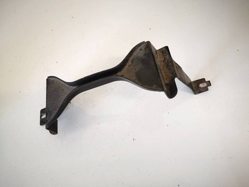 Battery bracket