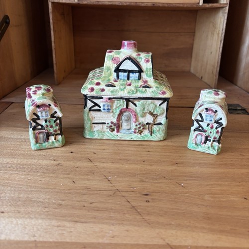 Vtg Salt And Pepper Shakers With Matching Sugar? Bowl Thatched Roof Houses - Picture 1 of 7