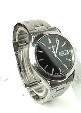 VTG JAPAN QUARZ MEN SEIKO 7N43-9070 CALENDAR SS BLACK DIAL WRISTWATCH RUN