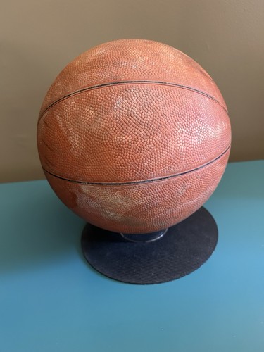 RARE Vintage Dr J 70s Spalding Official Permalite NY Weave Basketball Ball Model - Picture 7 of 11