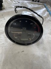 MACK TACHOMETER 21026339