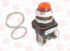 ALLEN BRADLEY 800T-Q10D / 800TQ10D (USED)