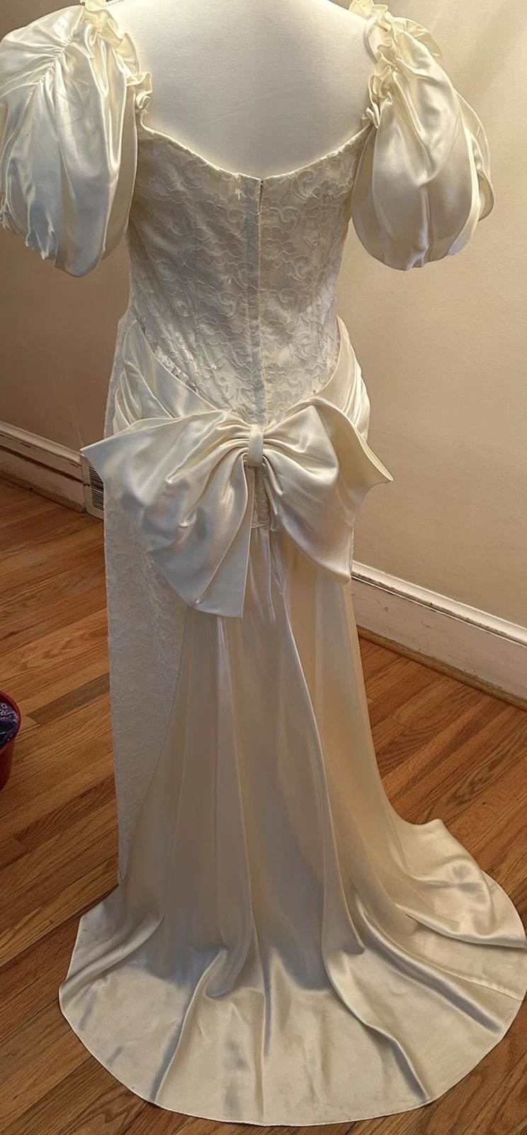 OFF WHITE Abito da sposa vintage Union Made USA pizzo TG11 12 colore bianco sporco ottima qualità