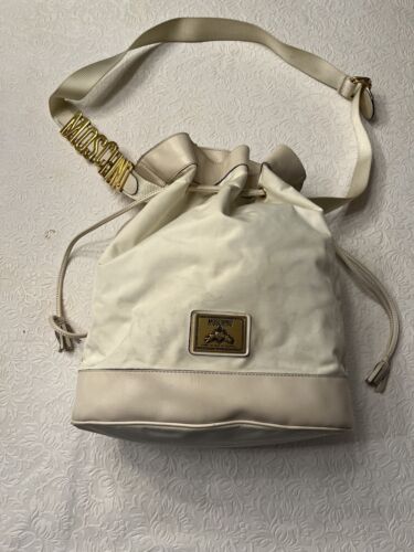 Moschino Borsa a secchio grande con cordino rosso beige nylon e pelle vintage - Foto 6 di 12