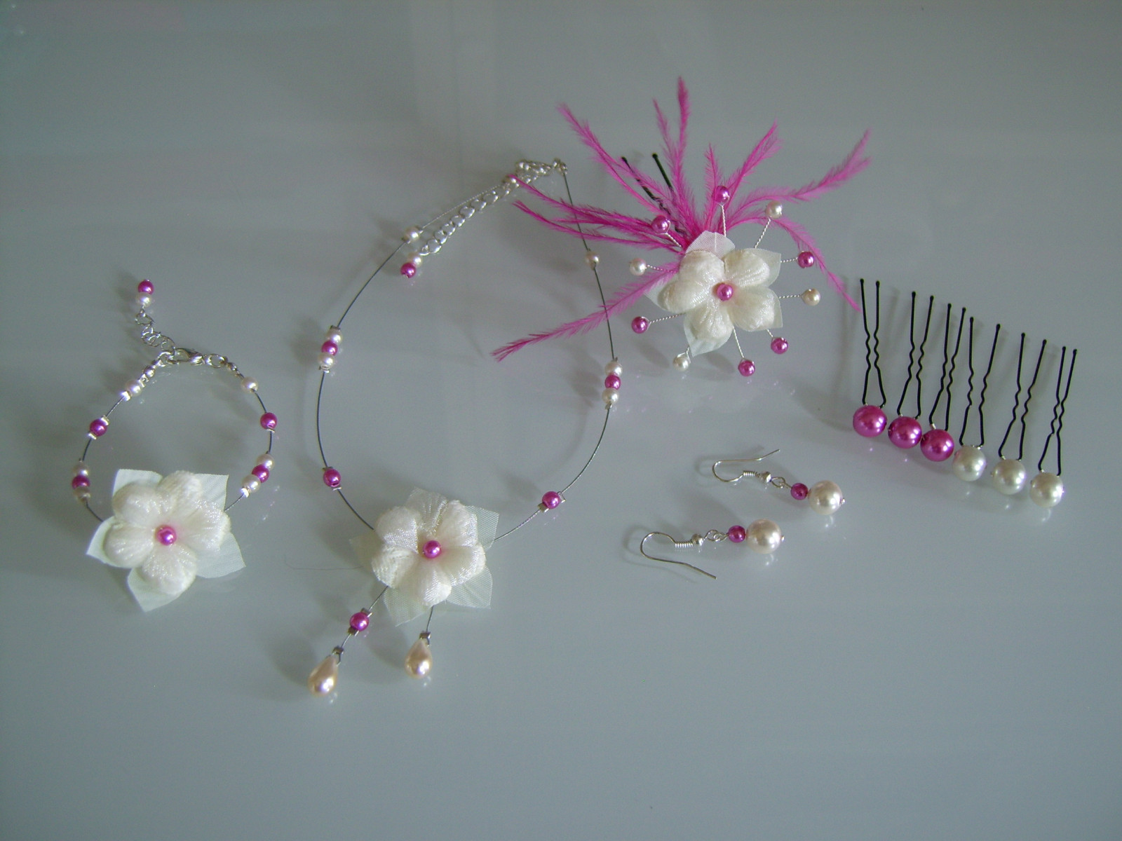 Parure enfant fille rose fuchsia collier bracelet accessoire cheveux mariage