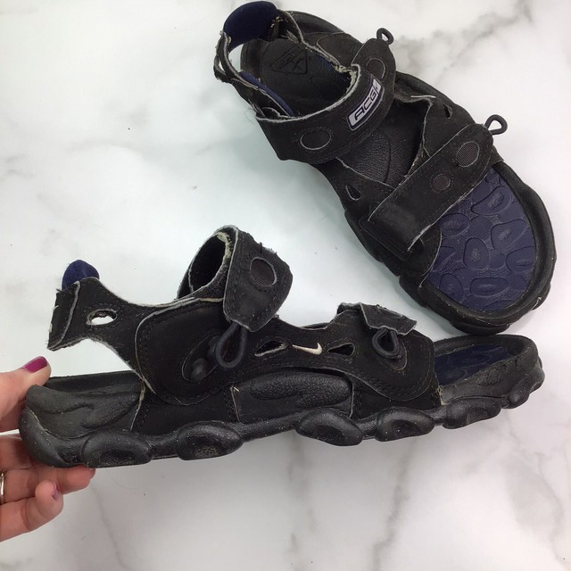 nike santiam 4 acg sandals