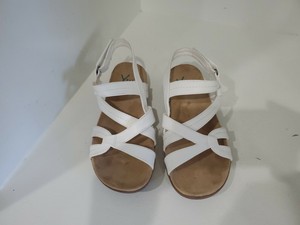 yuu womens sandals