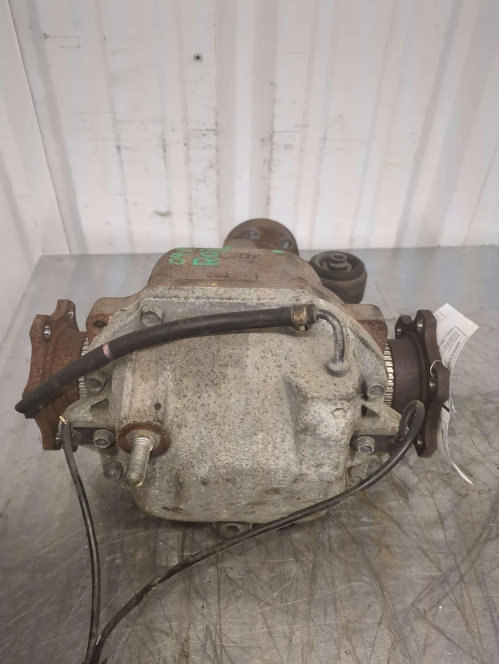 2009 Infiniti M35 Rear Carrier Differential 3.692 Ratio AWD 68k 38301EG51E 2010 - Image 3 of 4