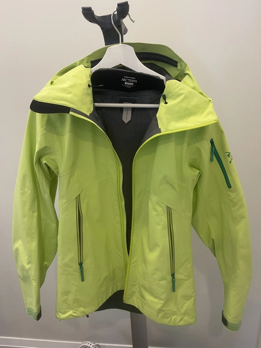 ARC'TERYX GORE-TEX スノージャケット　women's Ｌ Sentinel Insulated Anorak Women's | Arc'teryx United States