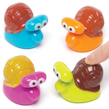 AG663 Kids Snail Pull Back Racers (Pack of 4) Perfect for Kids to Play With