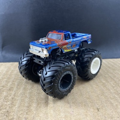 Hot Wheels Snake Foot Big Bite Monster Truck 1:64, COMB SHIP $1