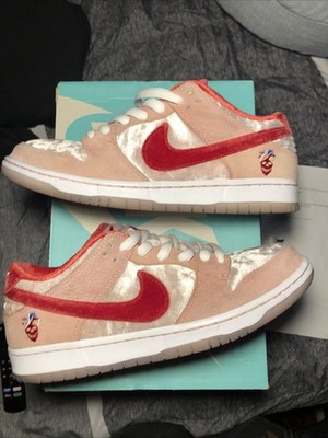 Nike Sb Low Strangelove  SIZE 9.5 Men s 