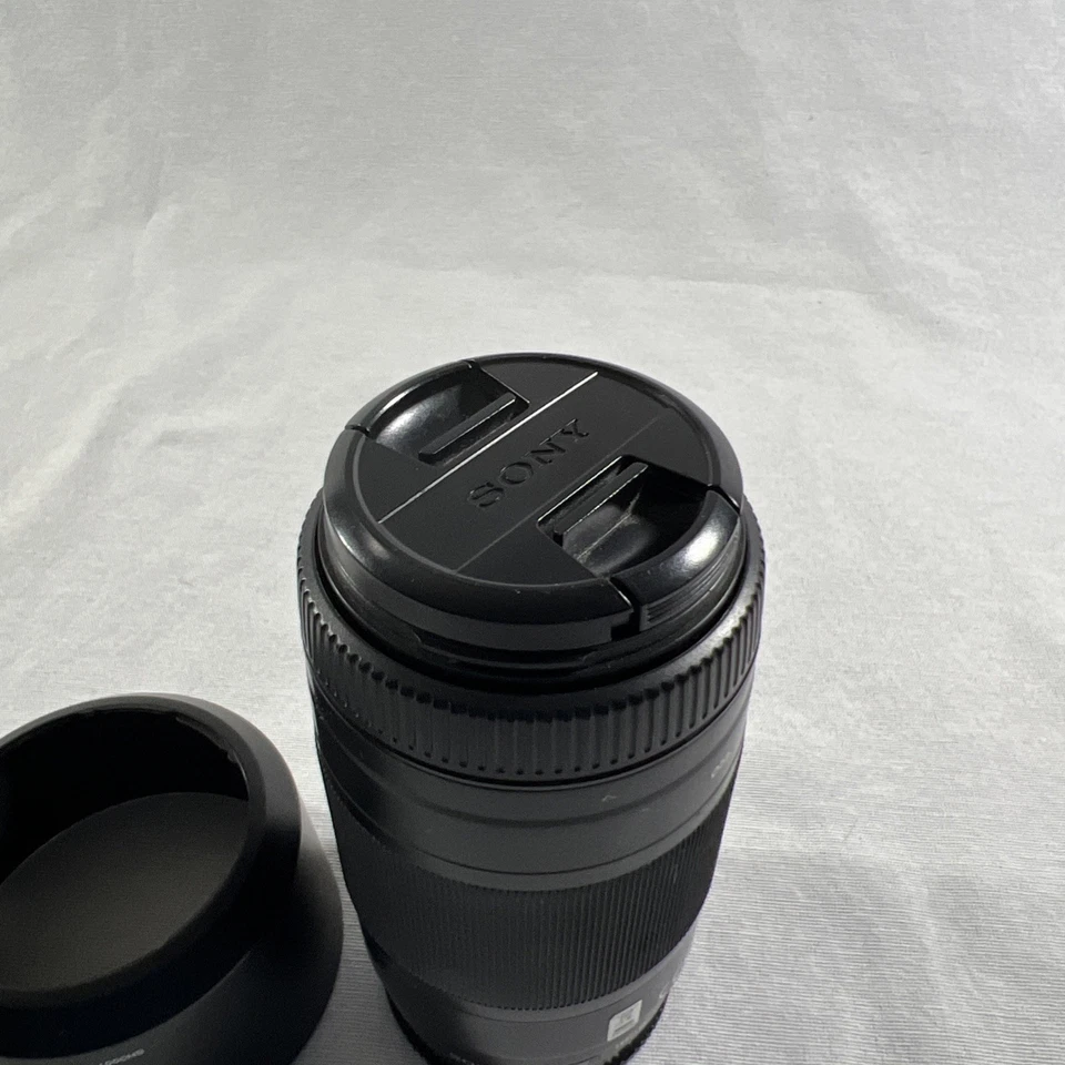 Sony 75-300mm f/4.5-5.6 A-Mount Telephoto Zoom Lens - Image 3 of 4