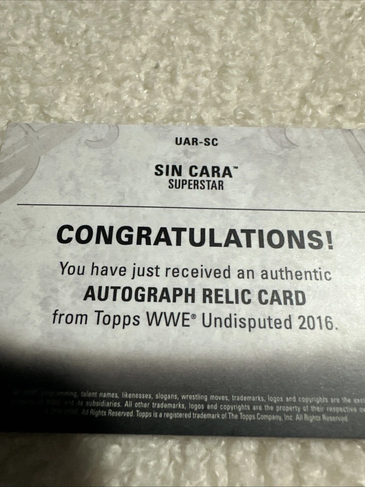 Topps WWE 2016 Undisputed Auto Mem Sin Cara/10 Foto 3 de 4