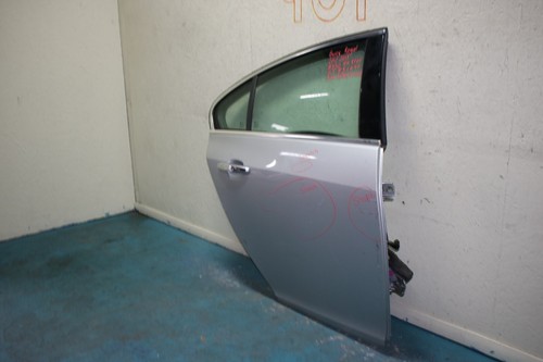 2012 2013 2014 2015 2016 2017 BUICK REGAL RIGHT SIDE REAR DOOR - Picture 3 of 9