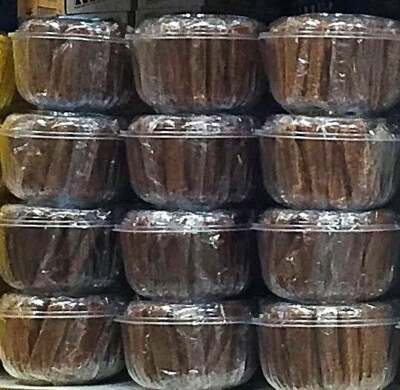 Bowl of (20) Pieces of Black Coconut Candy (Dulce de Mampostial)