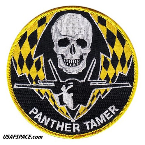 6o ESCUADRÓN DE ARMAS DE LA USAF - DOMADOR DE PANTERAS - Nellis AFB, NV - PARCHE DE VEL ORIGINAL - Imagen 2 de 3