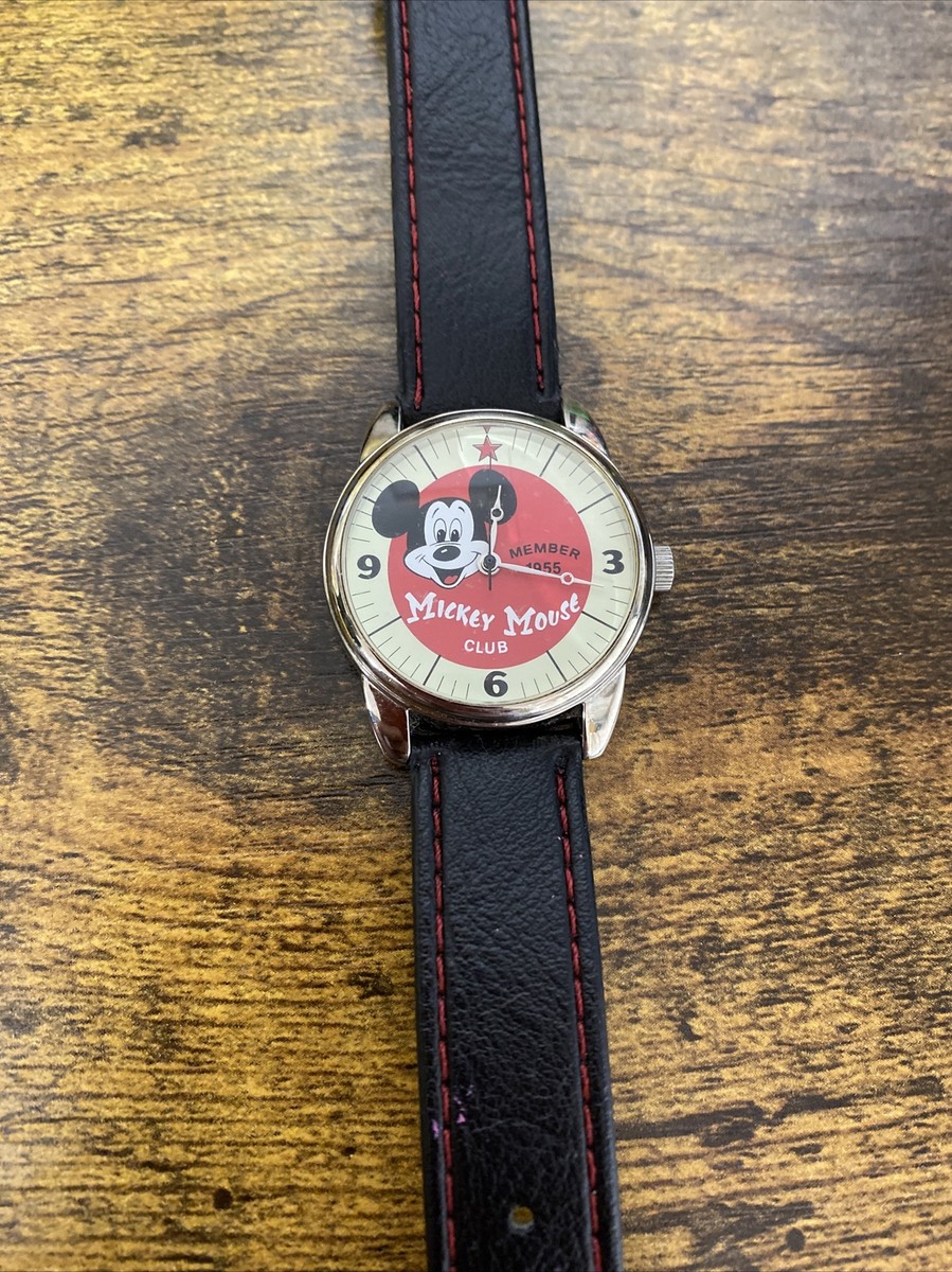 MICKEY Mouse Club Watch Vintage Excellent condition works Working Disney Quartz Mickey Mouse Watch on NOS Vintage Two  main image 3